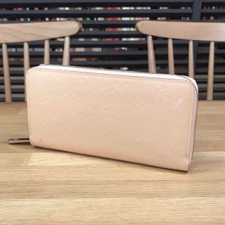 LOUIS VUITTON - 美品 ルイヴィトン ヴェルニ ジッピーウォレット