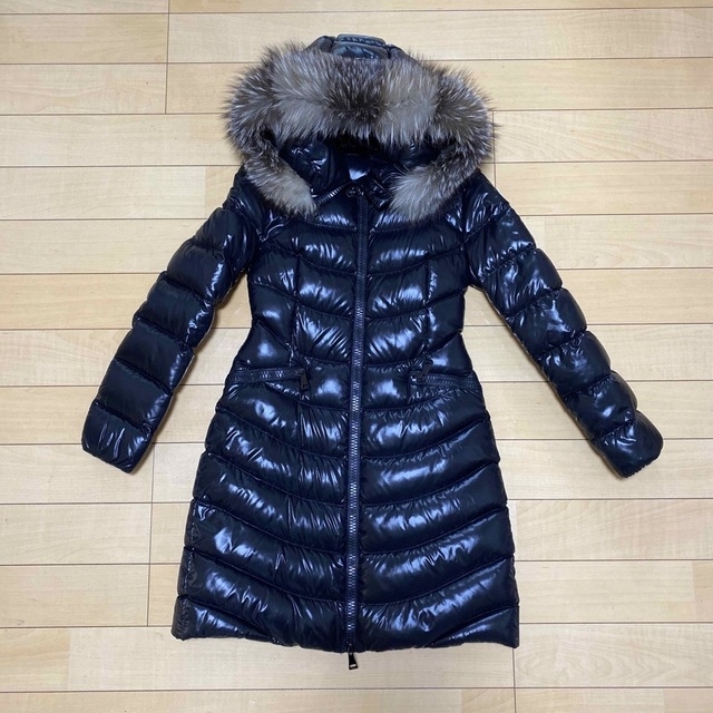 MONCLER モンクレール　ダウンコート