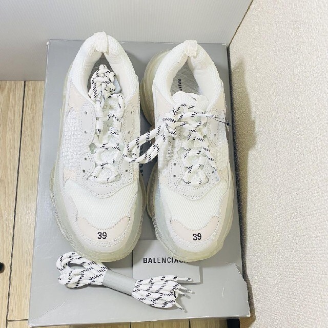 楽天最安値に挑戦】 Balenciaga - バレンシアガ トリプルs クリア