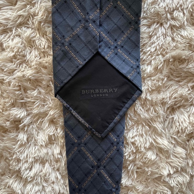 BURBERRY(バーバリー)のタイムセール【美品】バーバリー　ネクタイ メンズのファッション小物(ネクタイ)の商品写真