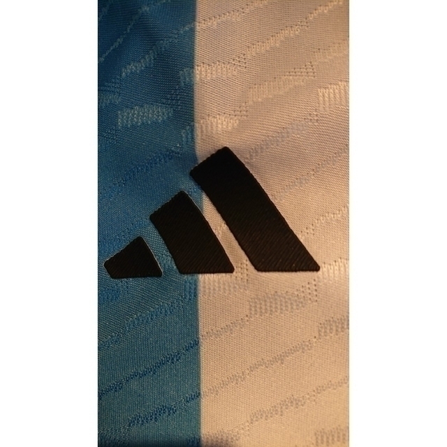 adidas(アディダス)の(ritchi様専用)アルゼンチン代表選手支給同仕様ユニホーム スポーツ/アウトドアのサッカー/フットサル(記念品/関連グッズ)の商品写真