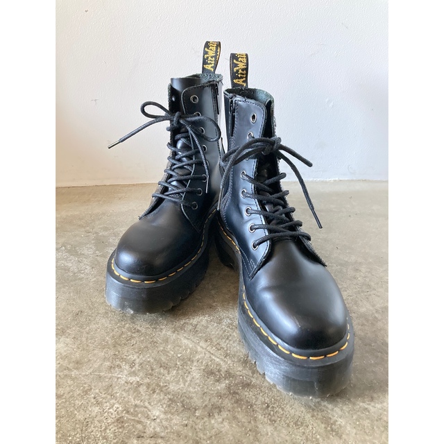 Dr.Martens 厚底ブーツ　正規店購入