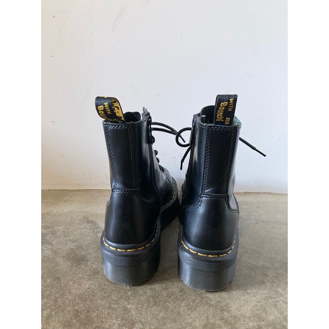 Dr.Martens(ドクターマーチン)のDr.Martens 厚底ブーツ　正規店購入 レディースの靴/シューズ(ブーツ)の商品写真