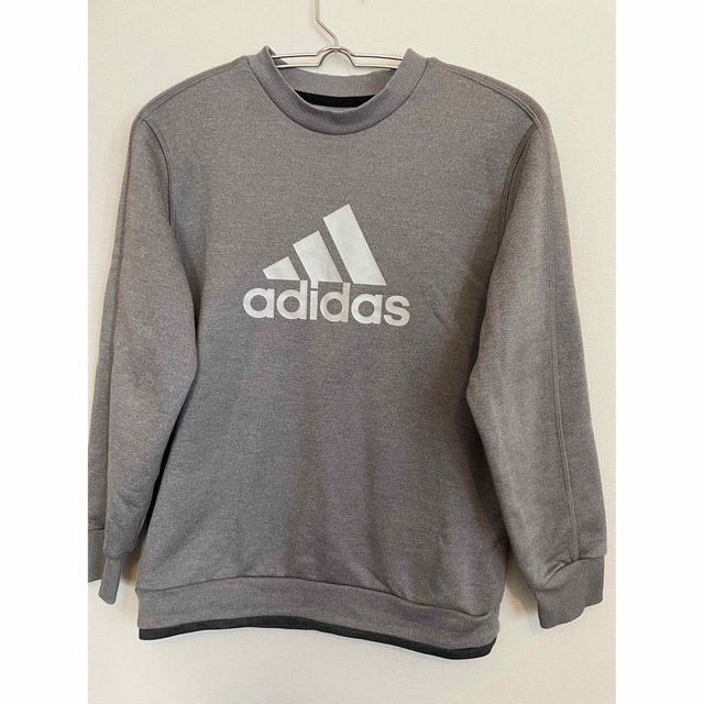 adidas(アディダス)のアディダストレーナー　150 キッズ/ベビー/マタニティのキッズ服男の子用(90cm~)(Tシャツ/カットソー)の商品写真