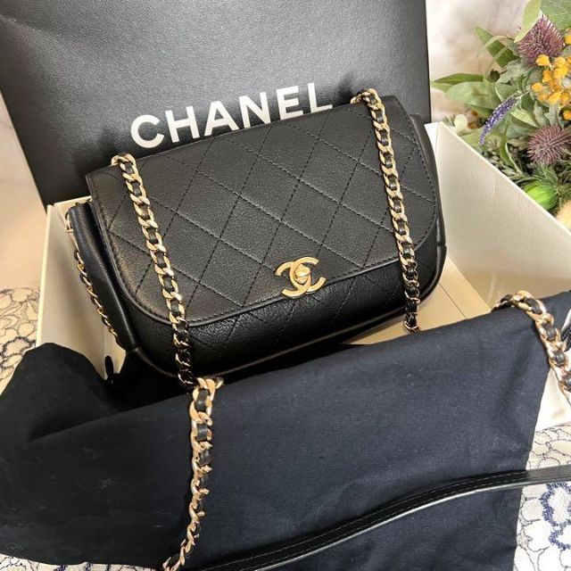 CHANEL シャネル【極美品】マトラッセ チェーンショルダーバッグ