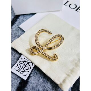 ロエベ サイズ ブローチ/コサージュの通販 100点以上 | LOEWEの ロエベ サイズ ブローチ/コサージュの通販 100点以上 | LOEWEの