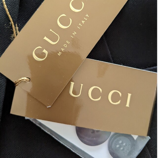 GUCCI - 新品タグ付き GUCCI イタリア製 テーラードジャケット GUCCI - 新品タグ付き GUCCI イタリア製 テーラードジャケット
