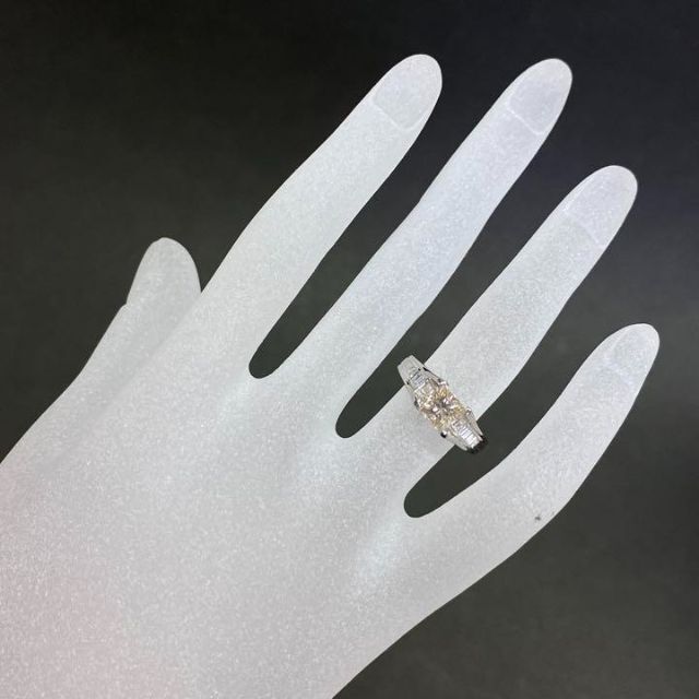 Pt900　大粒ダイヤモンドリング　D1.02ct　鑑定書付き　D0.31ct レディースのアクセサリー(リング(指輪))の商品写真