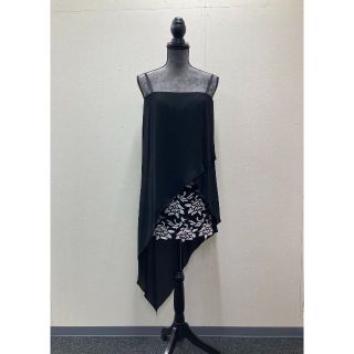 (美品)BCBGMAXAZRIA　黒シフォン　花柄　ミニワンピ