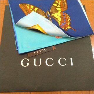 グッチ(Gucci)の新品 GUCCI 大判 シルク スカーフ(バンダナ/スカーフ)