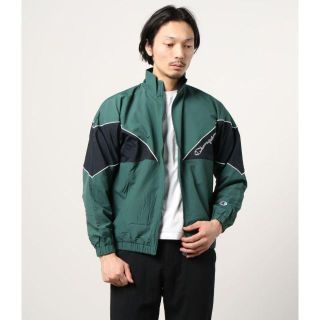 Champion - チャンピオン 緑 バックプリント ナイロンジャケット ...