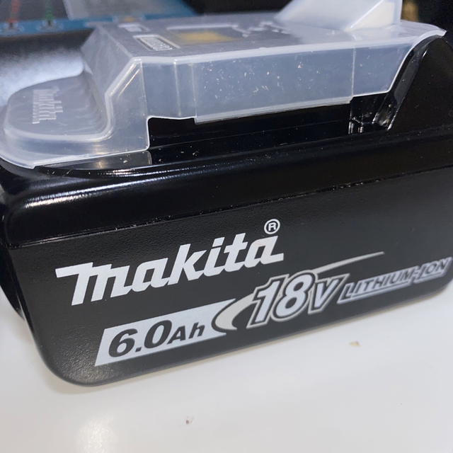 Makita(マキタ)のマキタ18V バッテリー　セット 自動車/バイクのバイク(工具)の商品写真