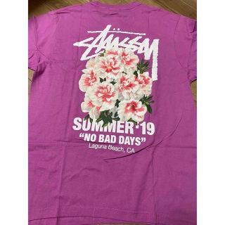 ステューシー(STUSSY)の★新品タグ付★ STUSSY 希少 半袖 花柄 M(Tシャツ/カットソー(半袖/袖なし))