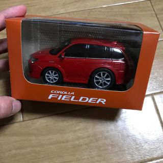 トヨタ(トヨタ)の【非売品】トヨタ カローラ フィールダー プルバックカー(ミニカー)