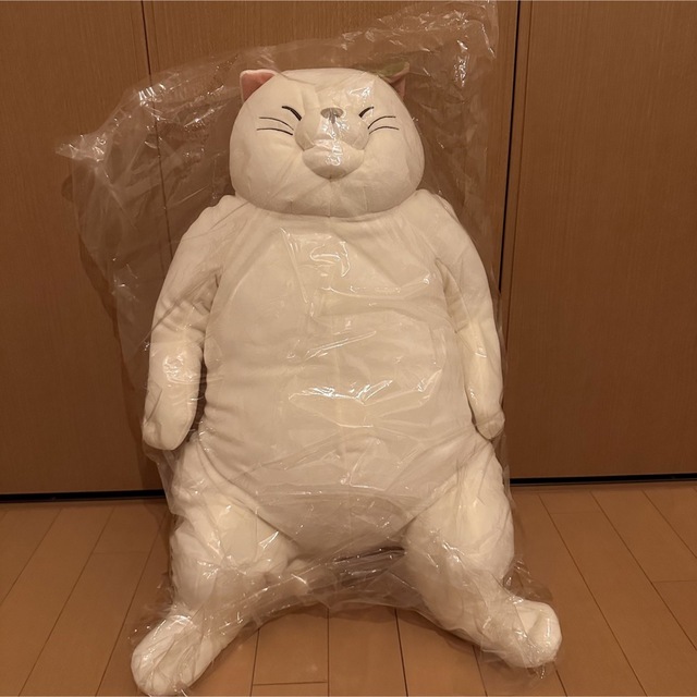 新品?正規品 ジブリパーク限定 猫の恩返し ムタさん 特大ぬいぐるみ