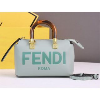 フェンディ バイザウェイの通販 1,000点以上 | FENDIを買うならラクマ