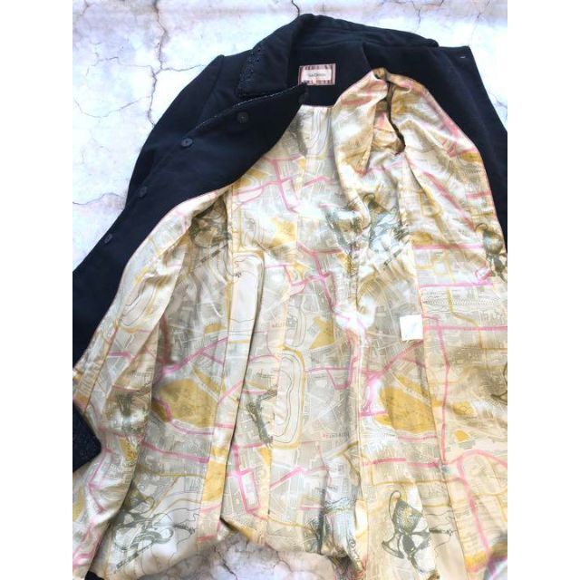 Lois CRAYON(ロイスクレヨン)のA1889 ロイスクレヨン　スリムフィット　フレアコート　ビジュー✳︎刺繍付　黒 レディースのジャケット/アウター(ロングコート)の商品写真
