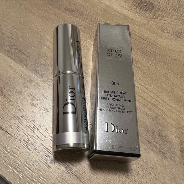 Dior(ディオール)のDior スティック グロウ 005 オパール グロウ コスメ/美容のベースメイク/化粧品(フェイスカラー)の商品写真