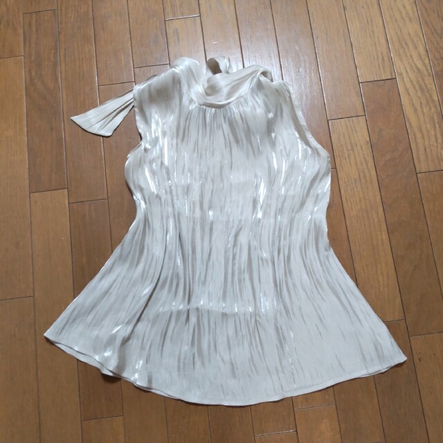 le.coeur blanc(ルクールブラン)のノースリーブ タンクトップ ブラウス レディースのトップス(カットソー(半袖/袖なし))の商品写真
