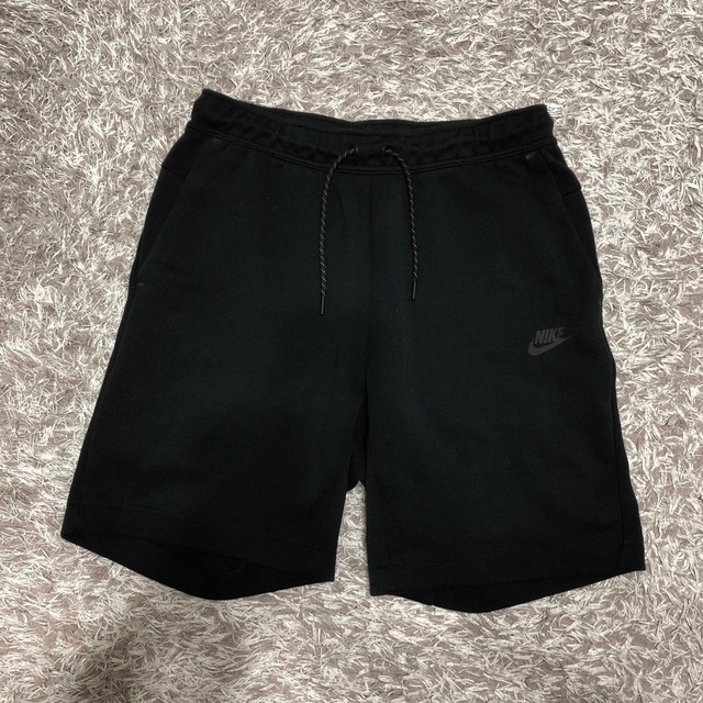 NIKE - 【早い者勝ち】ナイキ テックフリース ハーフパンツ NIKE - 【早い者勝ち】ナイキ テックフリース ハーフパンツ