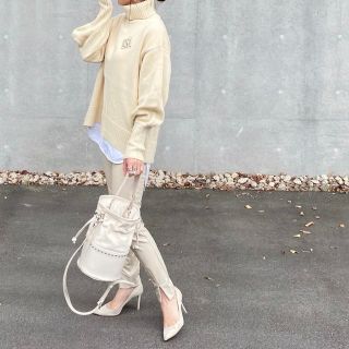 ザラ(ZARA)のドルチェ Dolce. bi-color bag / ホワイト white(ショルダーバッグ)