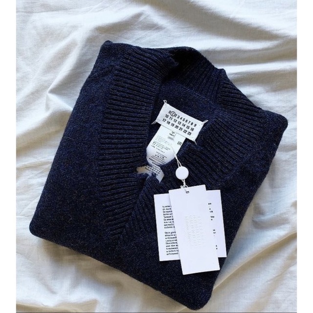 独特な Martin Maison Margiela Vネックセーター デストロイ メゾン