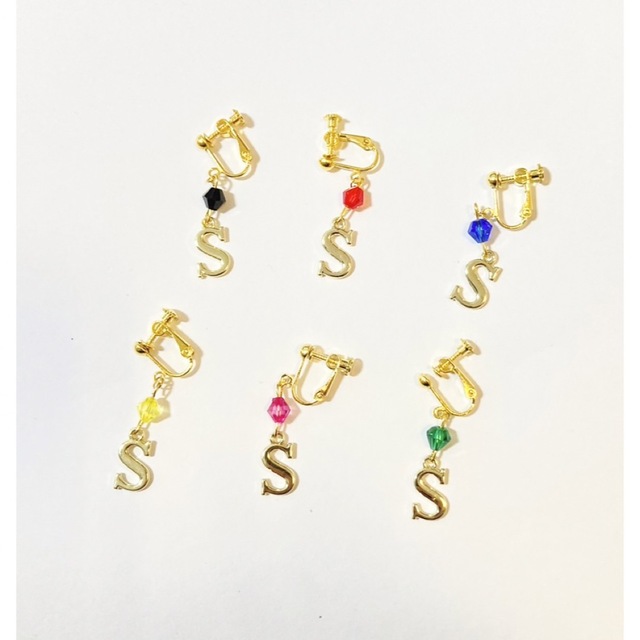 SixTONES ハンドメイド　イヤリング レディースのアクセサリー(イヤリング)の商品写真