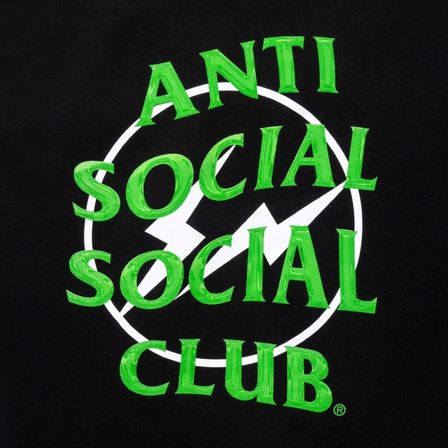 ANTI SOCIAL SOCIAL CLUB - 【送料込み☆】ASSC × FRAGMENT コラボパーカー XLの通販 by monko's  shop｜アンチソーシャルソーシャルクラブならラクマ