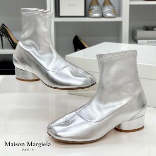 マルタンマルジェラ(Maison Martin Margiela)の4336 未使用 メゾンマルジェラ 足袋 レザー ショートブーツ シルバー(ブーツ)