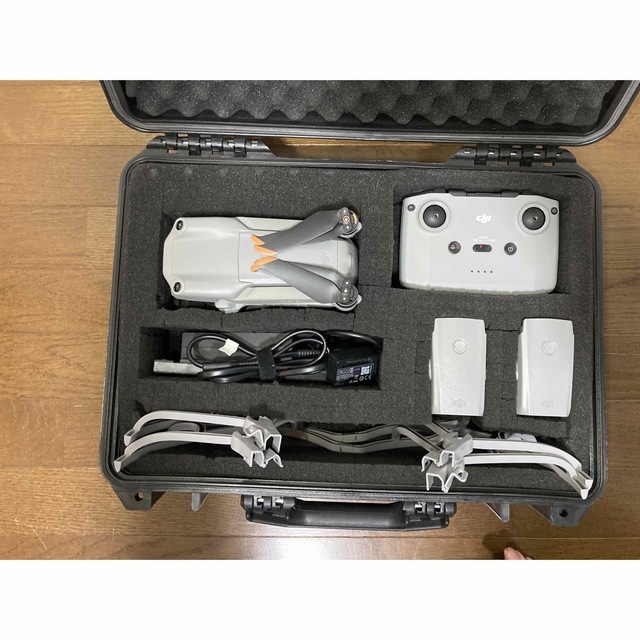 Inspire（DJI）(インスパイア)のドローン　Dji　Air２S　フライモアコンボ　ほぼ新品 エンタメ/ホビーのおもちゃ/ぬいぐるみ(ホビーラジコン)の商品写真