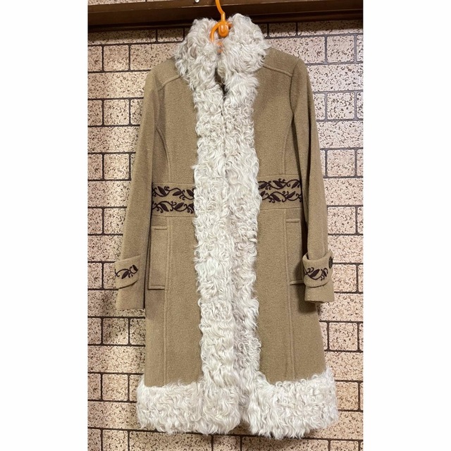 GRACE CONTINENTAL(グレースコンチネンタル)のGrace Class グレースクラス 刺繍 カシミヤ 羊毛 コート レディースのジャケット/アウター(ロングコート)の商品写真