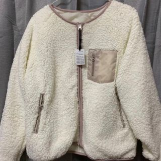 ザラ(ZARA)のfashiru ボア ブルゾン ホワイト 新品タグ付き(ブルゾン)