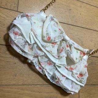 リズリサ(LIZ LISA)のジャンク品 💕リズリサ 💕バック 💕白地に花柄 💕金色チェーン (ショルダーバッグ)