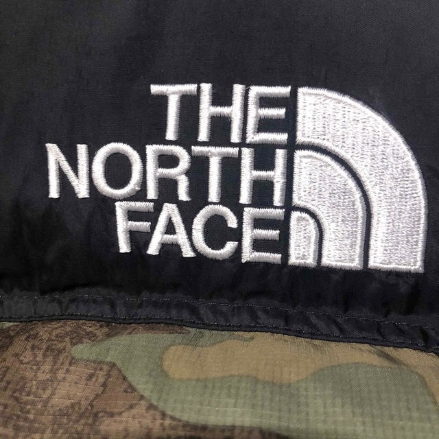 THE NORTH FACE(ザノースフェイス)のノースフェイス　ヌプシダウンベスト　Lサイズ メンズのジャケット/アウター(ダウンベスト)の商品写真