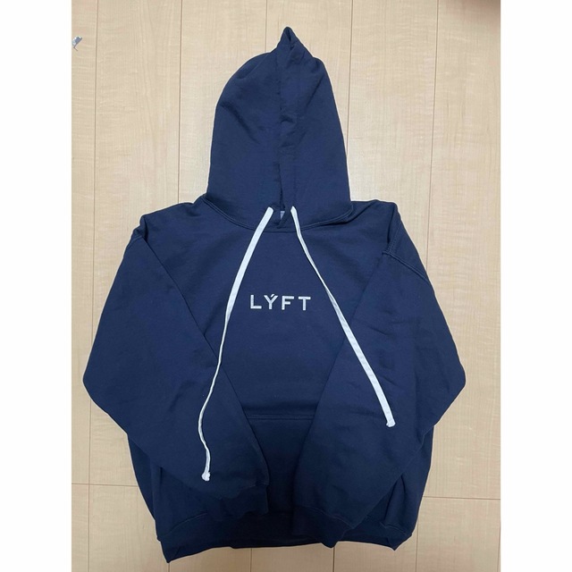 LYFT リフト　国旗パーカースポーツ/アウトドア