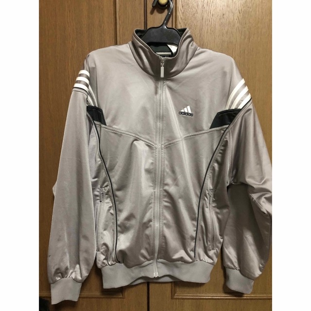 【入手困難】adidas トラックジャケット