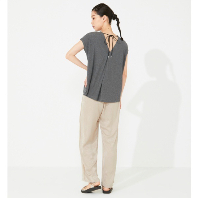 CHACOTT(チャコット)のChacott BALANCE  AラインバックシャンTシャツ　グレー杢 レディースのトップス(Tシャツ(半袖/袖なし))の商品写真