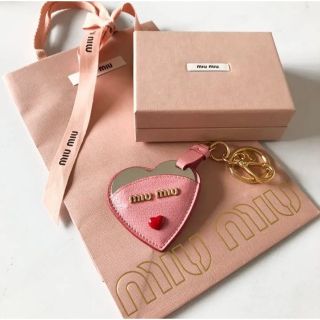 Miumiu ミュウミュウ マドラス リップケース チャーム 早い者勝ち