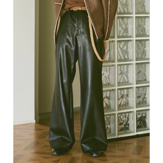 soerte Leather flare pants