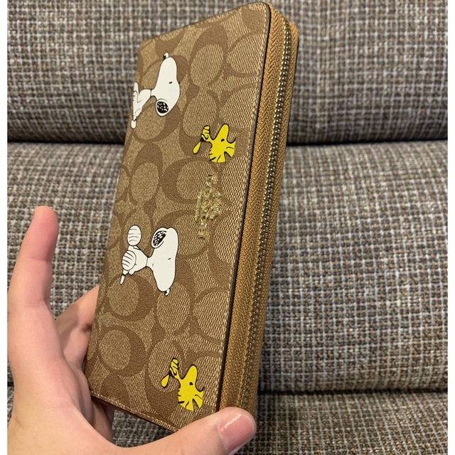 新品/未使用品　COACH 二つ折り ミニ財布 スヌーピー ウッドストック