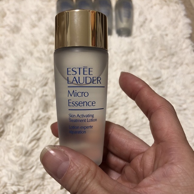 Estee Lauder(エスティローダー)のエスティローダー　マイクロ エッセンス ローション　30ml 7個 コスメ/美容のスキンケア/基礎化粧品(化粧水/ローション)の商品写真