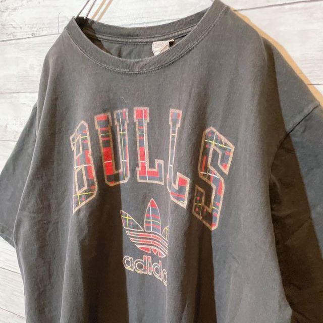 adidas アディダス ブルズ BULLSデザイン半袖Tシャツ