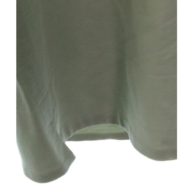 ebure(エブール)のebure エブール Tシャツ・カットソー 38(M位) 緑 【古着】【中古】 レディースのトップス(カットソー(半袖/袖なし))の商品写真