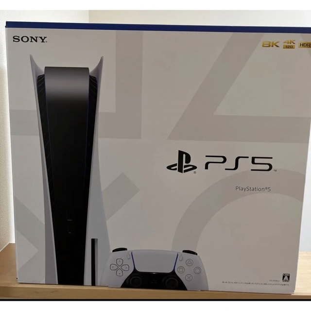 SONY(ソニー)のプレイステーション5 PS5 本体 CFI-1200A01 最新型 エンタメ/ホビーのゲームソフト/ゲーム機本体(家庭用ゲーム機本体)の商品写真