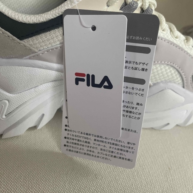 FILA(フィラ)のフィラ　スニーカー24.0 新品未使用♡ レディースの靴/シューズ(スニーカー)の商品写真