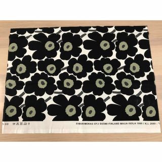 マリメッコ(marimekko)のマリメッコ　ミニウニッコ Black-White はぎれ(生地/糸)