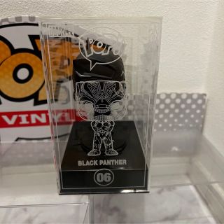 激レア限定FUNKO POP!  ブラックパンサー  ダイキャスト　カラー限定版