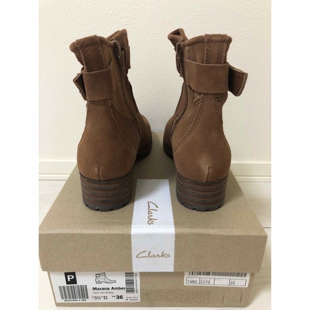 Clarks(クラークス)のCLARKS クラークス マラナアンバー ショートブーツ  22.5 ブラウン レディースの靴/シューズ(ブーツ)の商品写真