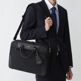 ブラックレーベルクレストブリッジ(BLACK LABEL CRESTBRIDGE)の【新品】ブラックレーベルクレストブリッジ　ビジネスバッグ　バーバリー　エンボス(ビジネスバッグ)