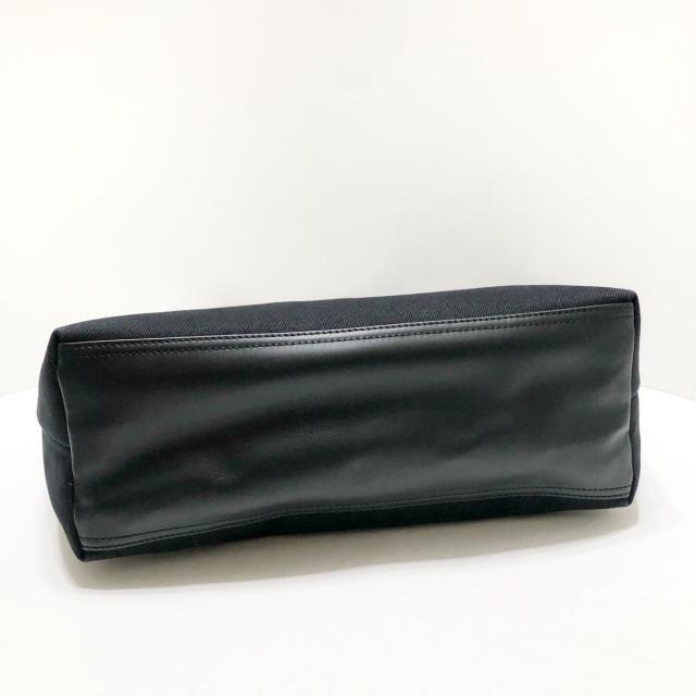 DIESEL(ディーゼル)のディーゼル ショルダーバッグ美品  黒 レディースのバッグ(ショルダーバッグ)の商品写真